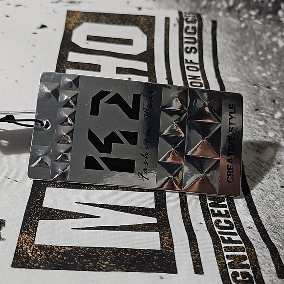 K2 High Fashion Macho Graphic Tee Shirt Size Large NWT - Picture 4 of 5